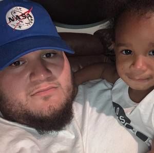 Meet your Posher, Jonathan